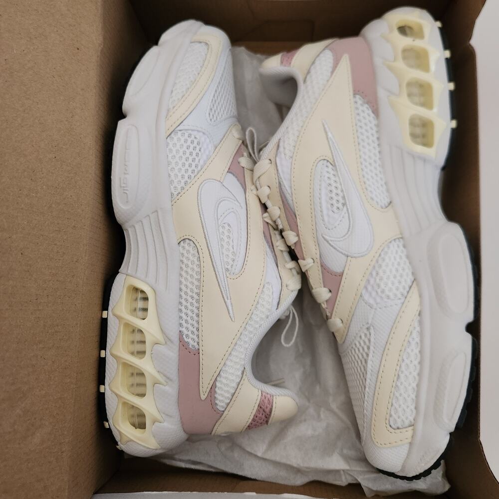 Nike W Zoom AIR FIRE CW3876 103 Size 9.5, Coconut Milk/Summit White - Picture 9 of 10